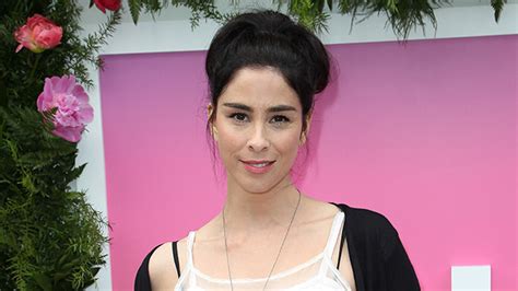 Sarah Silverman Flaunts Incredible Body During Quarantine 